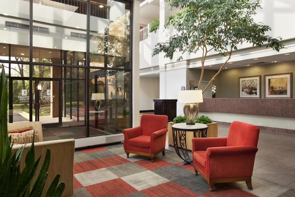 Embassy Suites By Hilton Atlanta Perimeter Center Санди-Спрингс Экстерьер фото