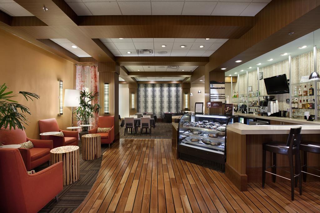 Embassy Suites By Hilton Atlanta Perimeter Center Санди-Спрингс Экстерьер фото