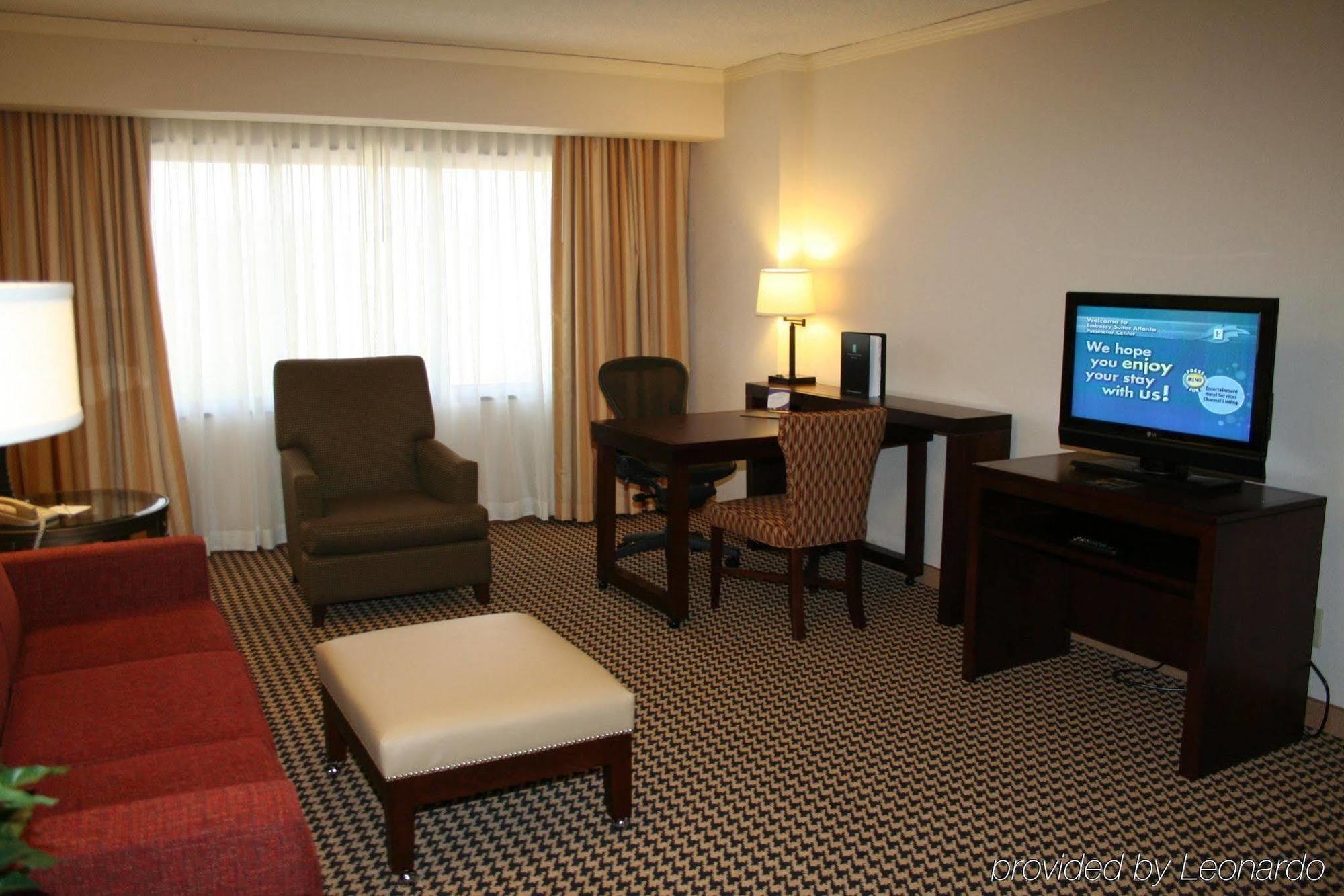 Embassy Suites By Hilton Atlanta Perimeter Center Санди-Спрингс Номер фото