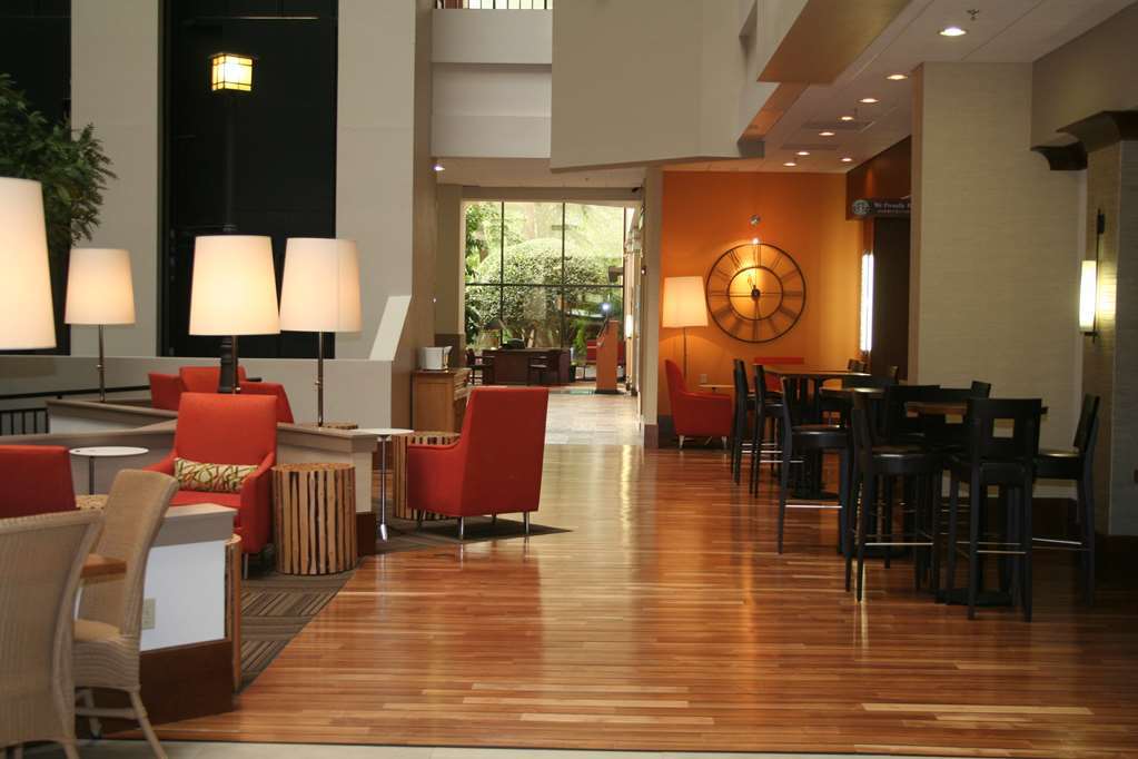 Embassy Suites By Hilton Atlanta Perimeter Center Интерьер фото